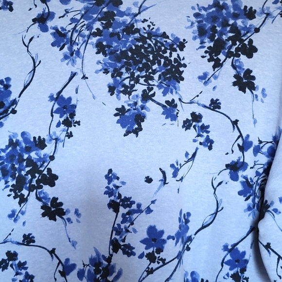 KAREN SCOTT SPORT Blue Floral Fleecy Sweatshirt Petite Large - Picture 3 of 4